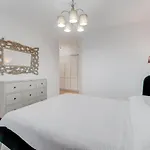 Marvelous - La Caleta Villa