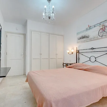 Marvelous - La Caleta アデヘ